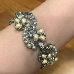 Ann Taylor Paisley Silver Shiny Rhinestone Pearls Clasp Wrist Bracelet